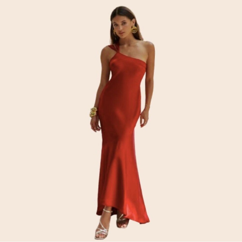 Hello Molly Romantic Affair Satin One Shoulder Maxi Dress Size 4 NWT